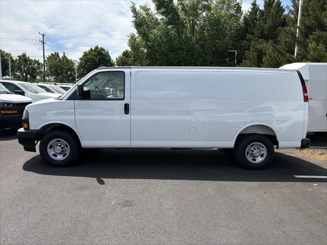 2025 Chevrolet Express Cargo Van RWD 2500 Extended Wheelbase WT