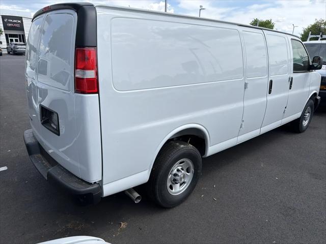 2025 Chevrolet Express Cargo Van RWD 2500 Extended Wheelbase WT