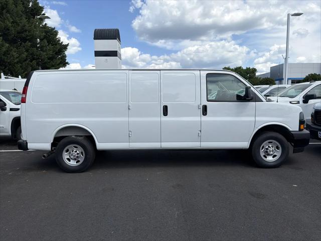 2025 Chevrolet Express Cargo Van RWD 2500 Extended Wheelbase WT