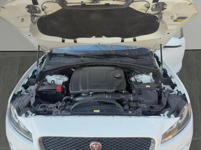 2018 Jaguar F-PACE 25t Premium