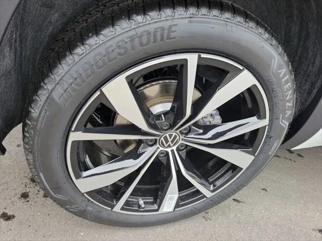 2026 Volkswagen Atlas Cross Sport SEL Premium R-Line
