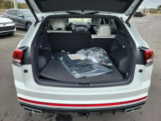 2026 Volkswagen Atlas Cross Sport SEL Premium R-Line