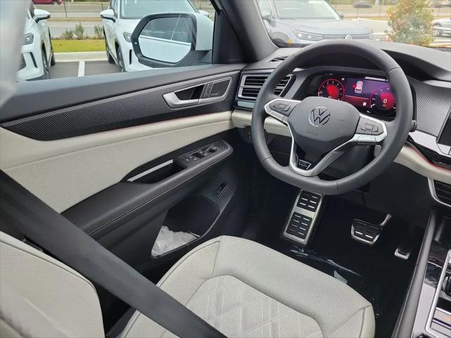 2026 Volkswagen Atlas Cross Sport SEL Premium R-Line
