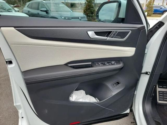 2026 Volkswagen Atlas Cross Sport SEL Premium R-Line
