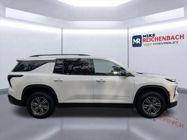 2026 Chevrolet Traverse FWD LT