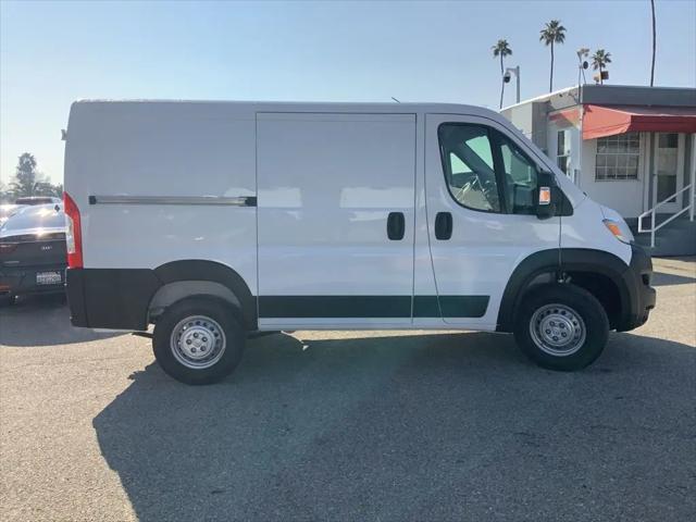2026 Ram ProMaster Cargo Van Tradesman Low Roof 118" WB w/Pass Seat