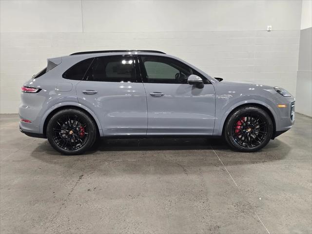 2026 Porsche Cayenne E-Hybrid S