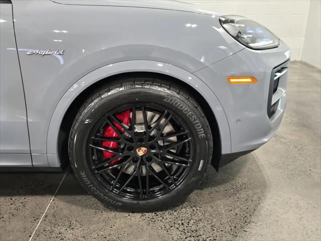 2026 Porsche Cayenne E-Hybrid S