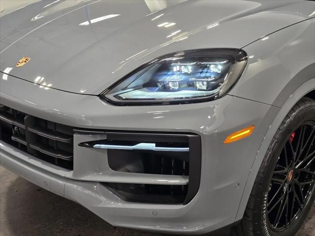 2026 Porsche Cayenne E-Hybrid S