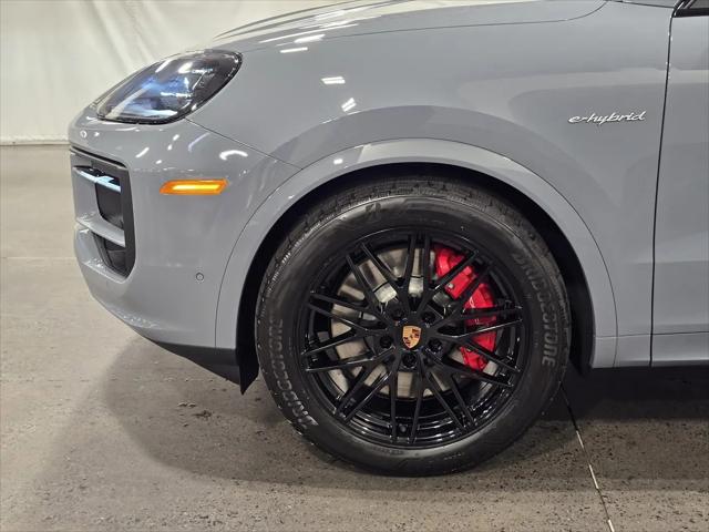 2026 Porsche Cayenne E-Hybrid S