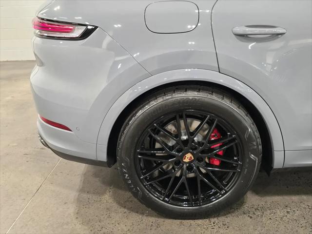 2026 Porsche Cayenne E-Hybrid S