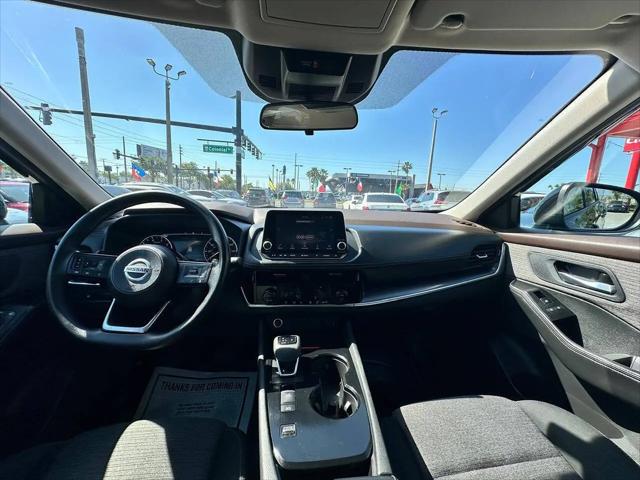 2021 Nissan Rogue SV FWD