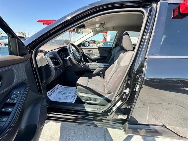 2021 Nissan Rogue SV FWD