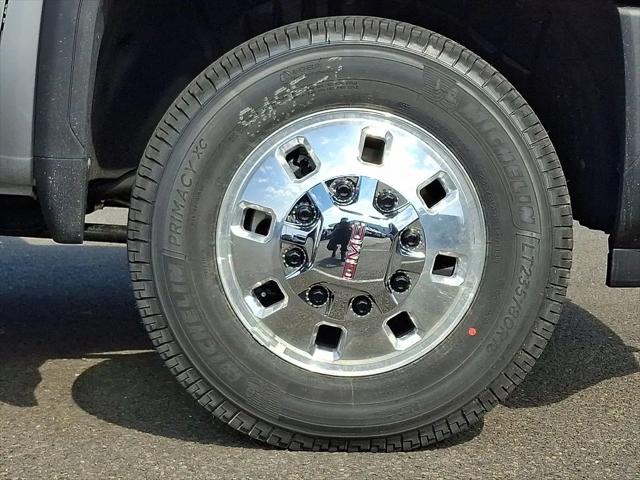 2026 GMC Sierra 3500HD Crew Cab, Long Bed, SLT Dual Rear Wheel, 4WD