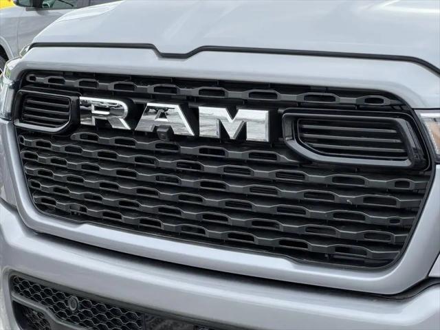 2026 Ram 1500 Big Horn Crew Cab 4x4 57 Box