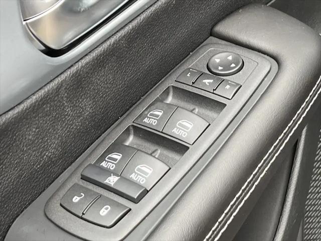 2026 Chrysler Pacifica Limited AWD