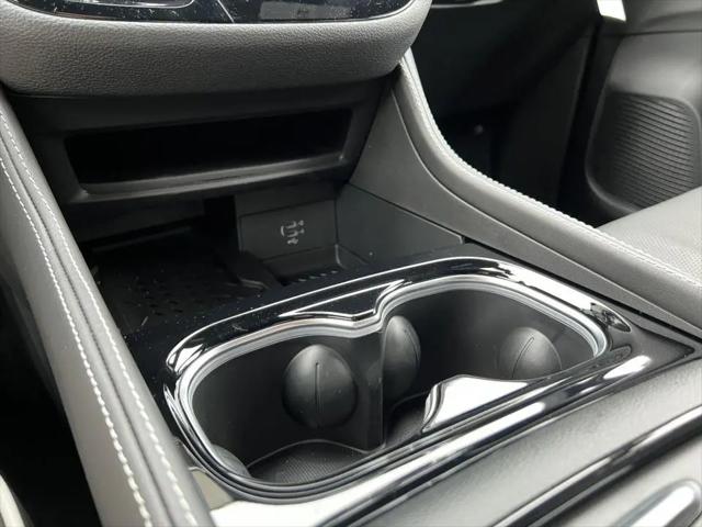 2026 Chrysler Pacifica Limited AWD