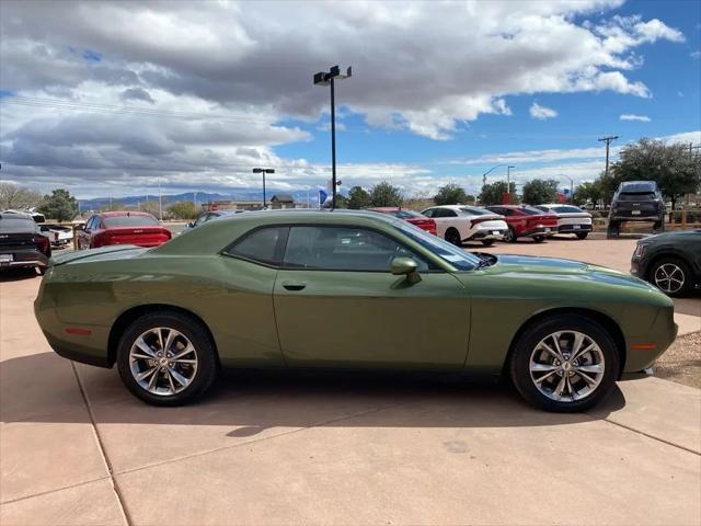 2021 Dodge Challenger SXT AWD