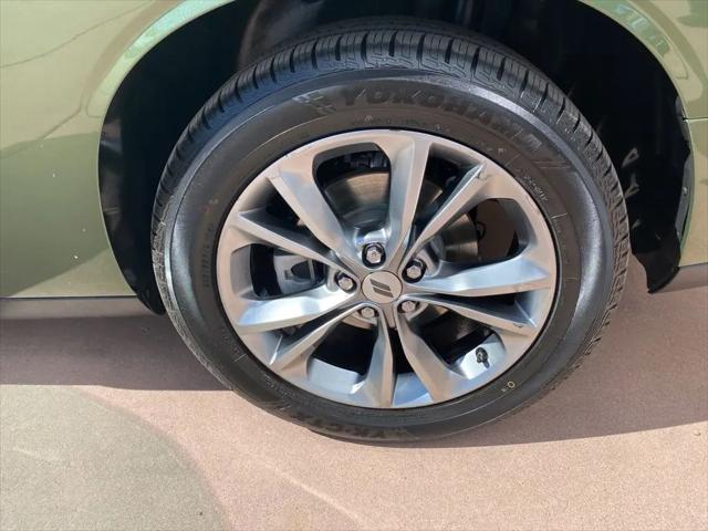 2021 Dodge Challenger SXT AWD