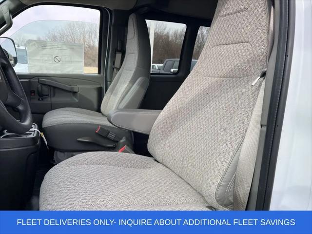 2025 Chevrolet Express Passenger RWD 3500 Extended Wheelbase LS