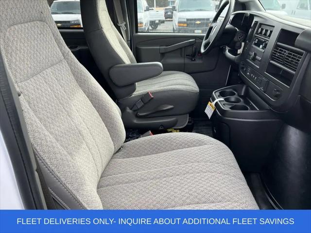 2025 Chevrolet Express Passenger RWD 3500 Extended Wheelbase LS