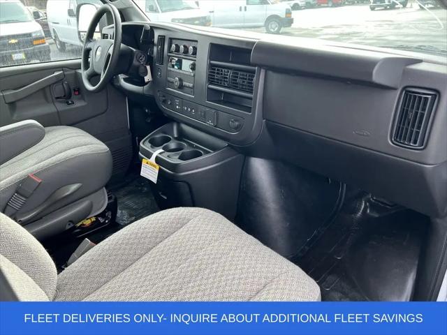 2025 Chevrolet Express Passenger RWD 3500 Extended Wheelbase LS