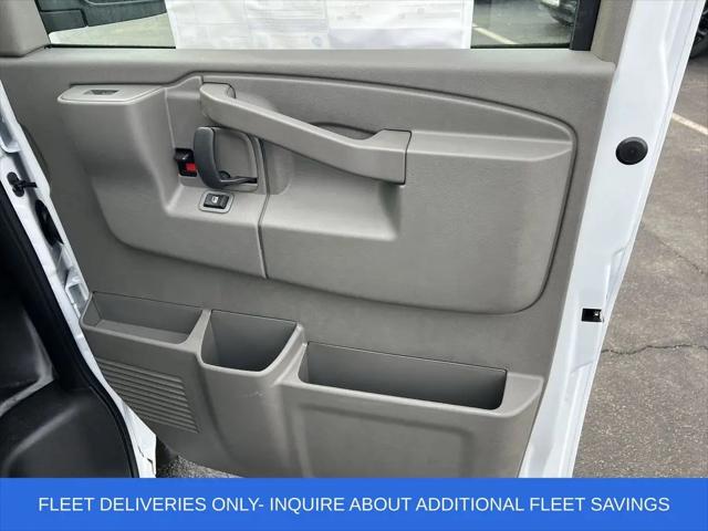 2025 Chevrolet Express Passenger RWD 3500 Extended Wheelbase LS