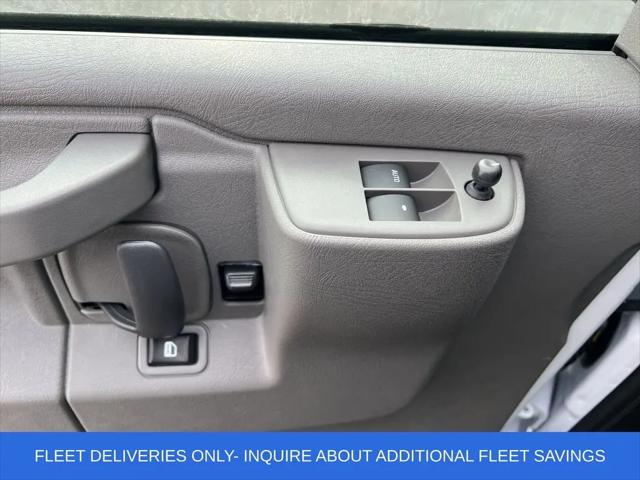 2025 Chevrolet Express Passenger RWD 3500 Extended Wheelbase LS