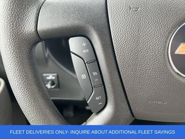 2025 Chevrolet Express Passenger RWD 3500 Extended Wheelbase LS