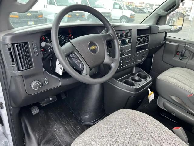 2025 Chevrolet Express Passenger RWD 3500 Extended Wheelbase LS