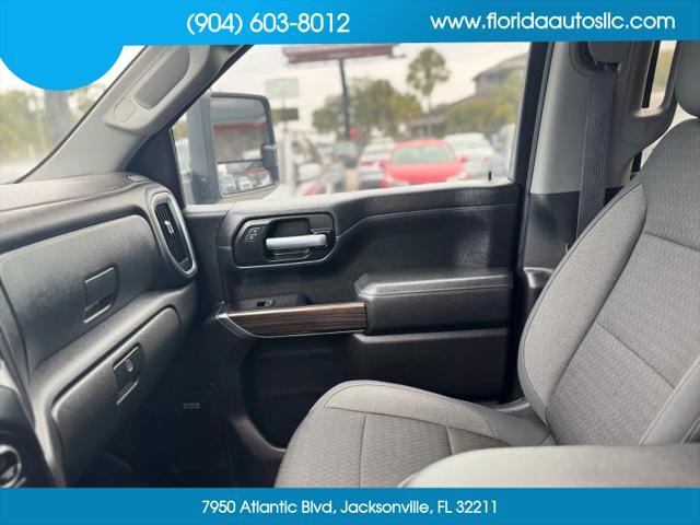 2020 Chevrolet Silverado 1500 4WD Crew Cab Short Bed RST