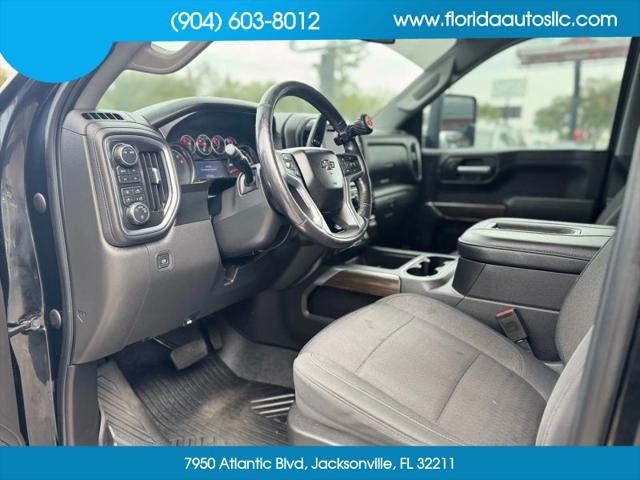 2020 Chevrolet Silverado 1500 4WD Crew Cab Short Bed RST