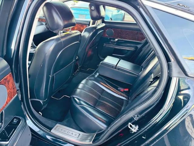 2012 Jaguar XJ XJ