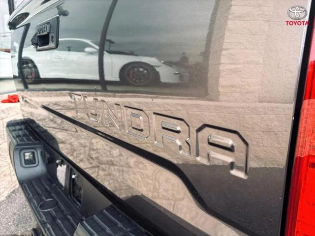 2014 Toyota Tundra SR5 5.7L V8