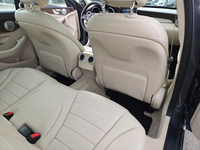 2016 Mercedes-Benz C-CLASS C 300 4MATIC