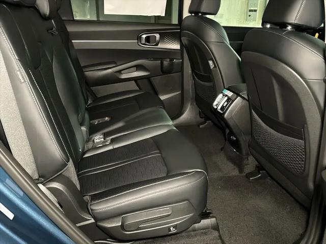2026 Kia Sorento Hybrid EX AWD