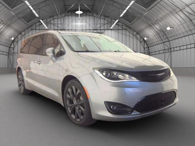 2020 Chrysler Pacifica Red S Edition