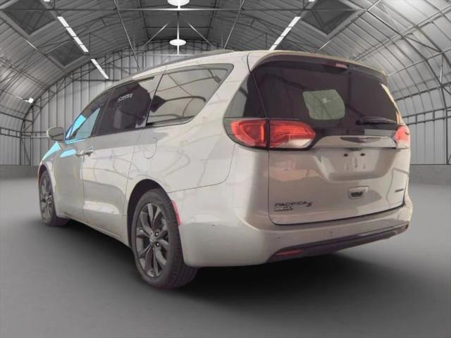 2020 Chrysler Pacifica Red S Edition