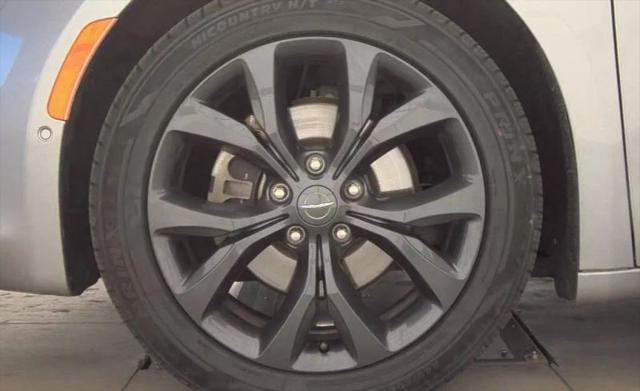 2020 Chrysler Pacifica Red S Edition
