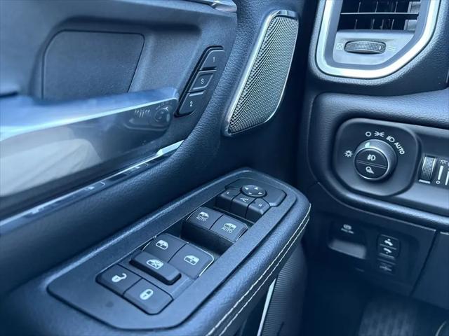 2026 Ram 1500 Laramie Crew Cab 4x4 5'7" Box
