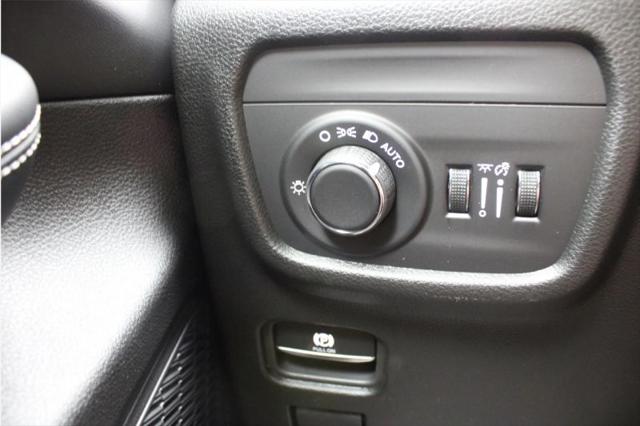 2025 Jeep Grand Cherokee Laredo X 4x2