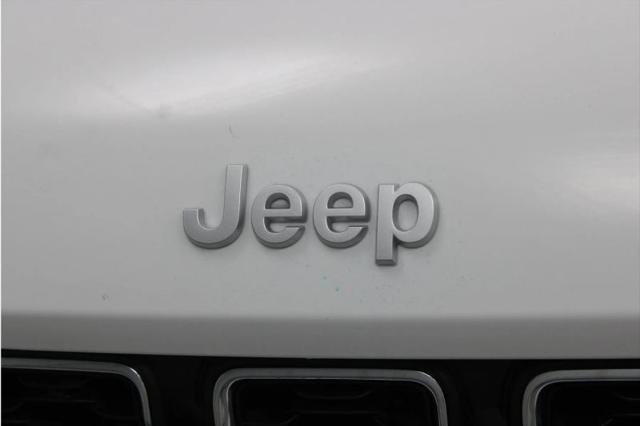 2025 Jeep Grand Cherokee Laredo X 4x2