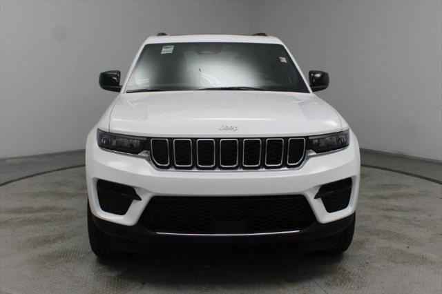 2025 Jeep Grand Cherokee Laredo X 4x2