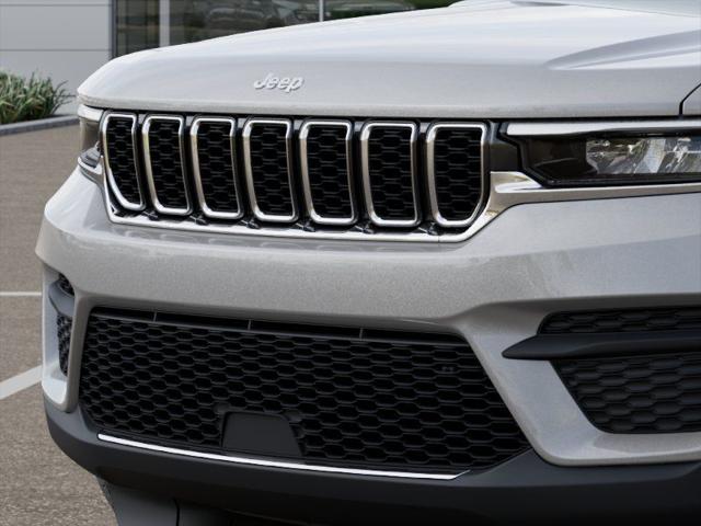 2025 Jeep Grand Cherokee Laredo X 4x2