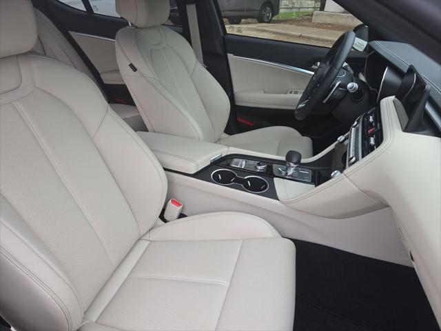 2026 Genesis G70 2.5T RWD