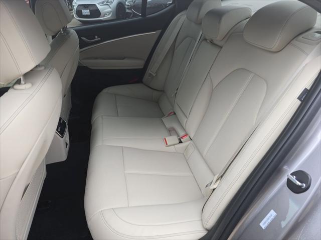 2026 Genesis G70 2.5T RWD
