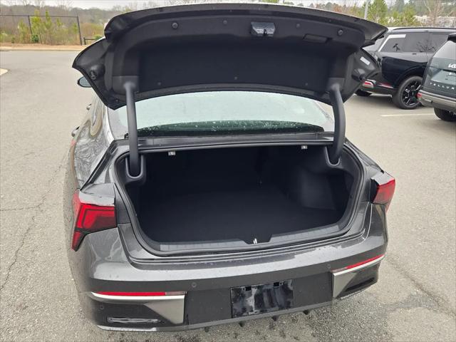2026 Kia K5 EX