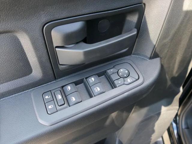 2026 Ram 3500 Tradesman Crew Cab 4x4 8 Box