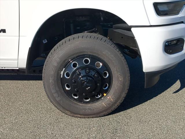 2026 Ram 3500 Big Horn Crew Cab 4x4 8' Box