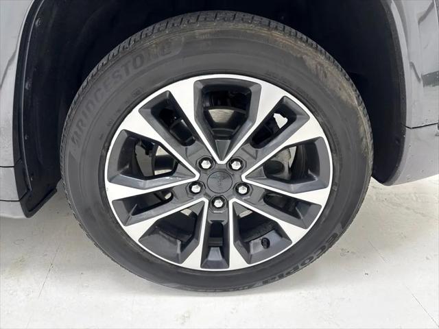 2022 Jeep Grand Cherokee Overland 4x4